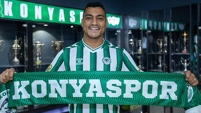 Konyaspor, Mostafa Mohammed'i renklerine bağladı
