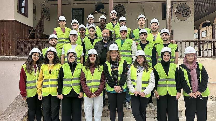 KTÜN öğrencileri tarihi evlere geleceğe taşıyor