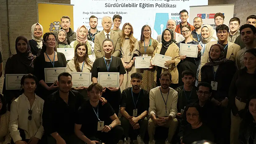 TÜRK musikisinin asırlık meşk sistemi Konya'da yaşatıldı