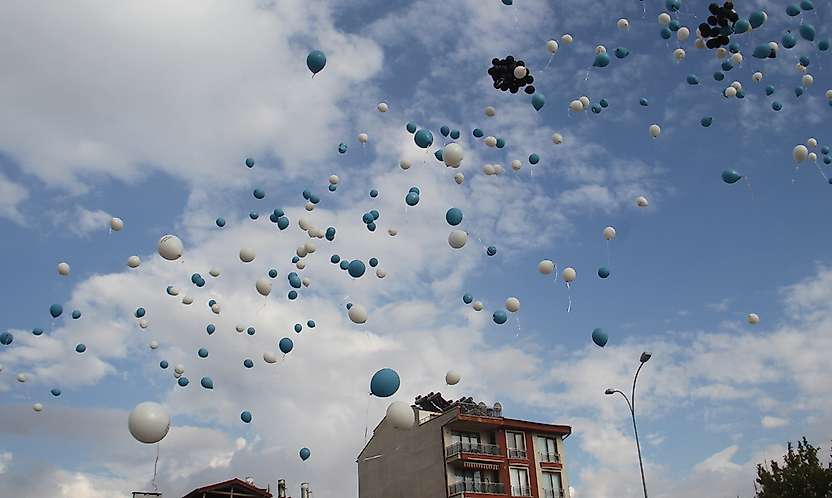 22 aylık mücadele zaferle bitti: Konya'da gökyüzü balonlarla doldu