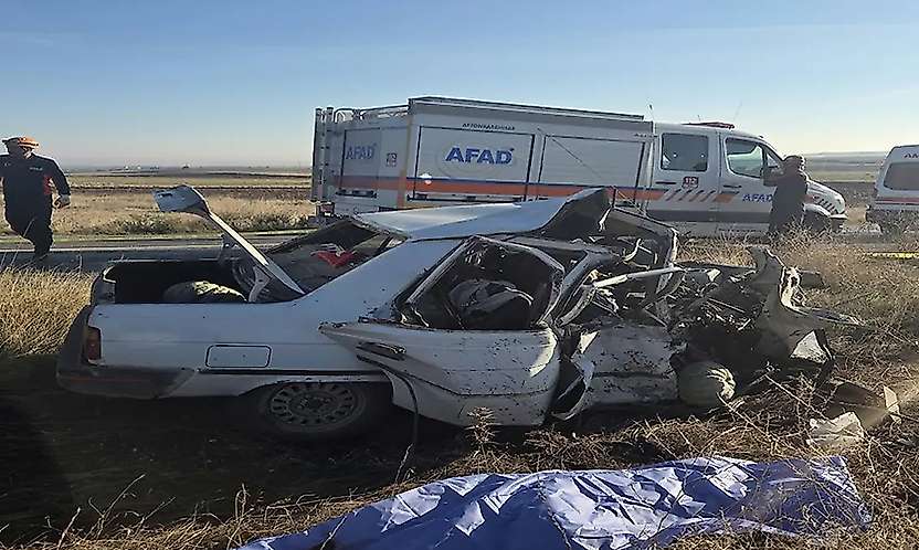 Afyonkarahisar'daki kazada ölen 4 kişi Konya'da defnedildi