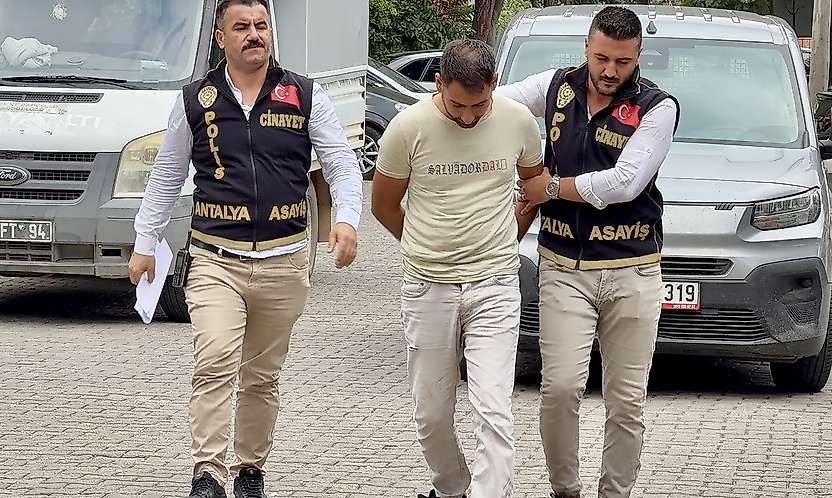 Antalya'daki cinayetin zanlısı Konya'da teslim oldu: Kan donduran detay
