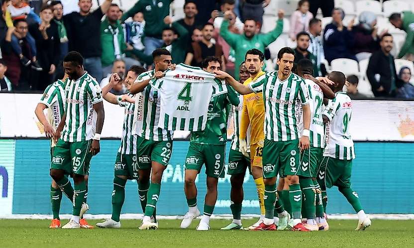 Awaziem yıldızlaştı! Konyaspor nefes aldı