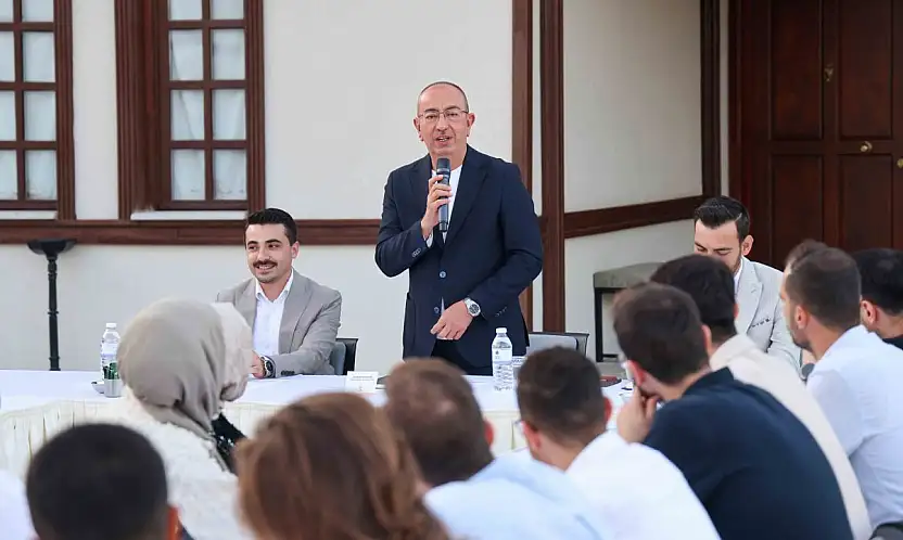 Başkan Kavuş, AK Parti gençliğiyle bir araya geldi