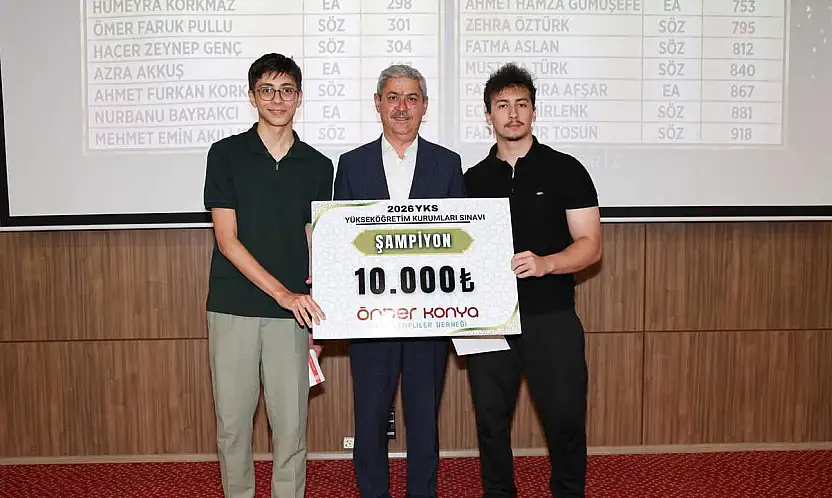 Derece yapan İmam Hatip öğrencileri ödüllendirildi