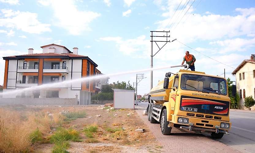 Karatay Belediyesi haşereye karşı havadan savaşıyor