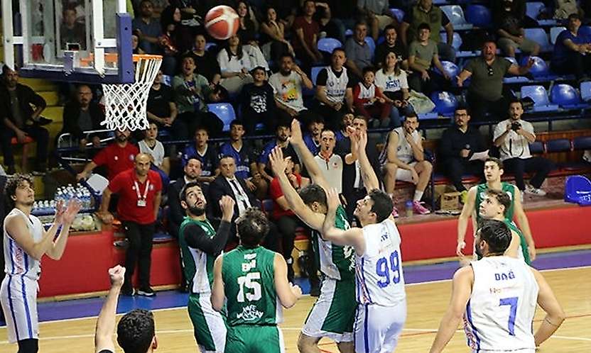 Karatay Belediyespor, Kütahya'yı devirdi
