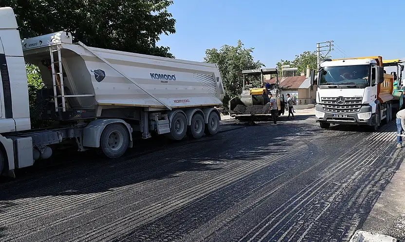Karatay'da asfalt seferberliği