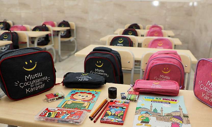 Karatay'da okula başlayacak miniklere müjde! 9 bin öğrenciye eğitim desteği