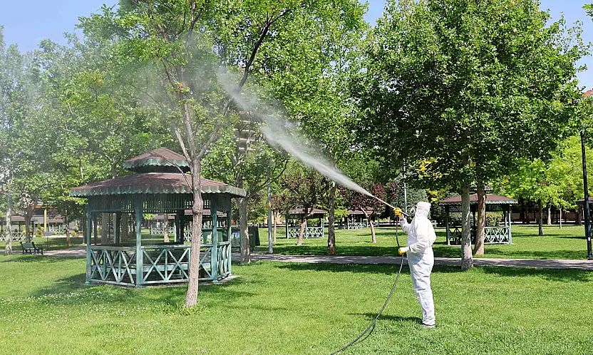 Karatay'da tüm ilçe ilaçlanıyor