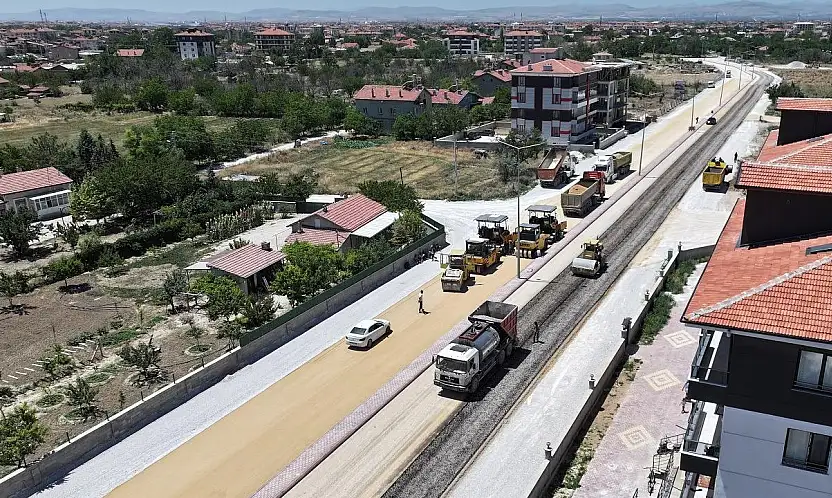 Karatay'dan trafiğe neşter: 6 kilometrelik yeni servis yolu geliyor