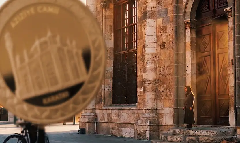 Konya Aziziye Cami, hatıralara girdi