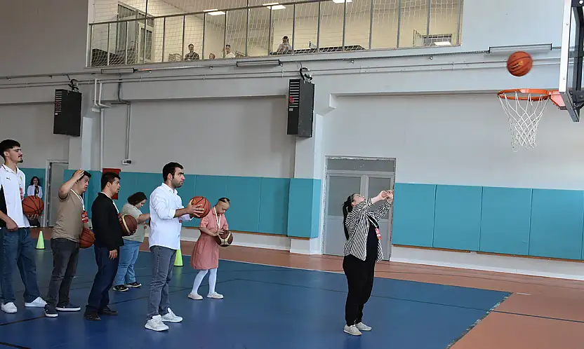Konya Büyükşehir Belediyesinden özel öğrencilere yaz okulu