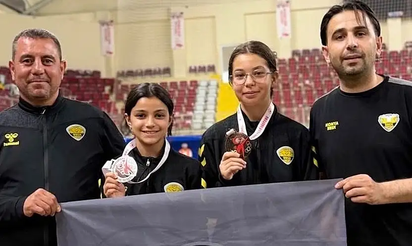 Konya Büyükşehir'den 1 ikincilik, 1 üçüncülük