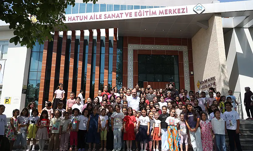 Konya Büyükşehir'in yaz kurslarında öğrenciler eğlenerek öğreniyor