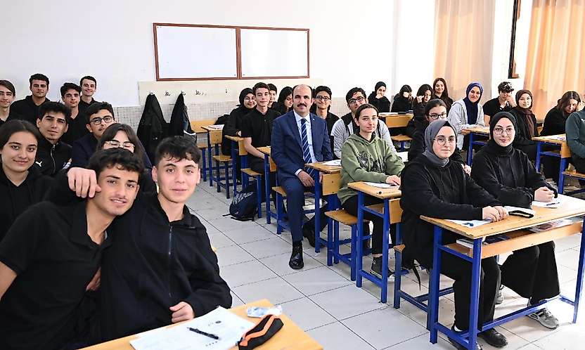 Konya Büyükşehirden öğrencilere eğitim desteği: Başvurular başladı!