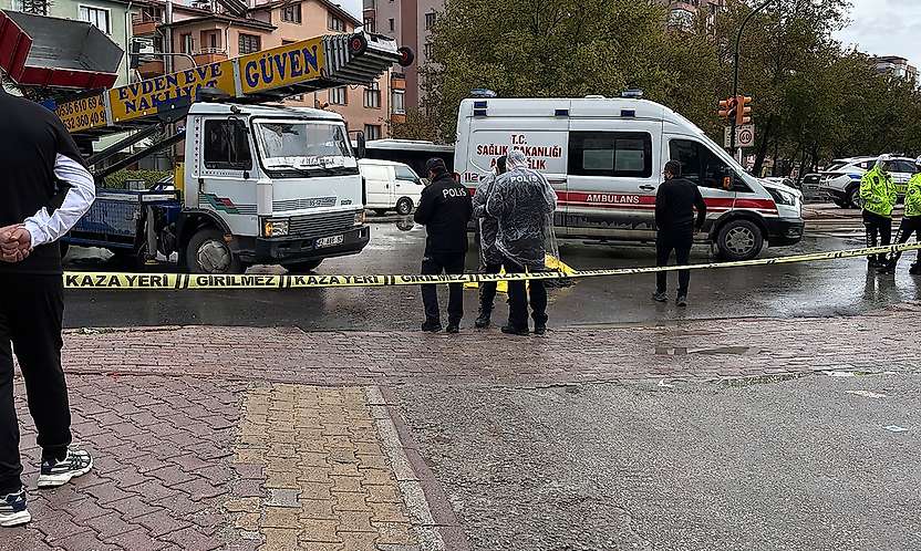 Konya'da acı kaza! Yolun karşısına geçmek isteyen yaşlı kadın can verdi