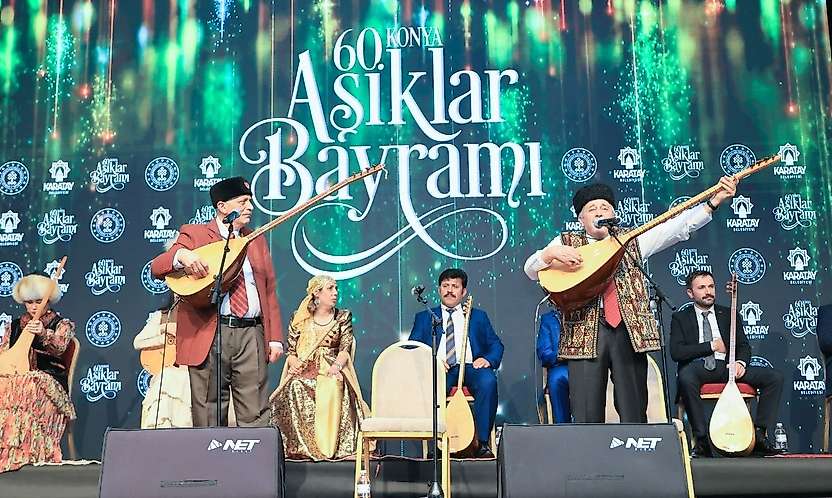 Konya'da aşıkların sözleri, sazla yankılanıyor
