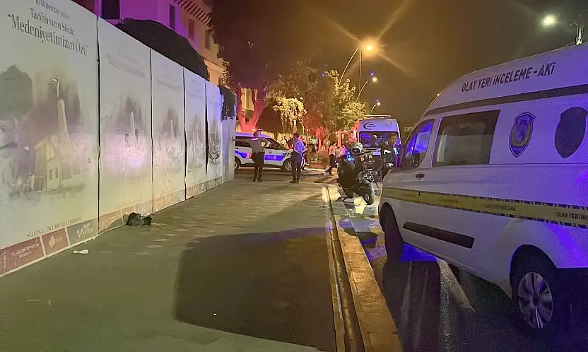 Konya'da bıcaklı kavga kanlı bitti