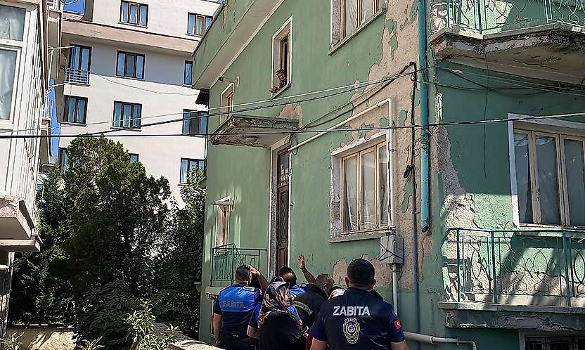 Konya'da binadan gelen koku ekipleri harekete geçirdi, gerçek bambaşkaymış