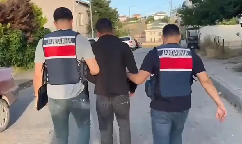 Konya'da dolandırıcılık operasyonu: 'Kargonuz Var' mesajıyla kandırdılar