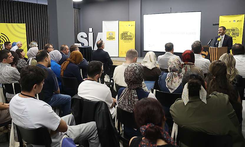 Konya'da gençleri yayıncılık dünyasıyla buluşturan okul başladı