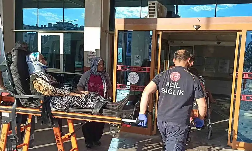 Konya'da iki araç birbirine girdi