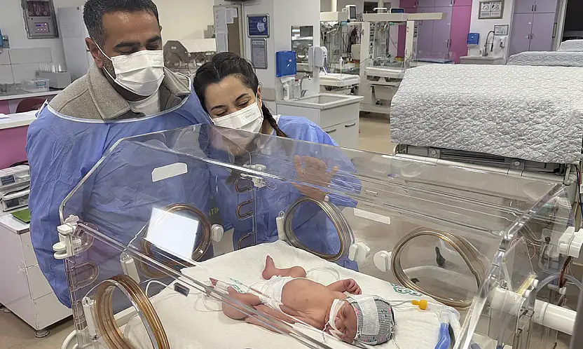 Aynı doktor aynı mucize: Konya'da 30 yıl sonra ikinci ikiz şoku!