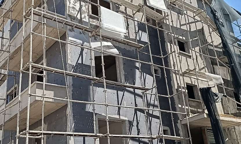 Konya'da iş kazası! İskeleden beton zemine düştü