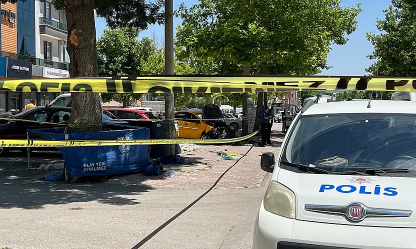 Konya'da kahreden kaza! Ticari taksinin çarptığı anne ile kızı öldü
