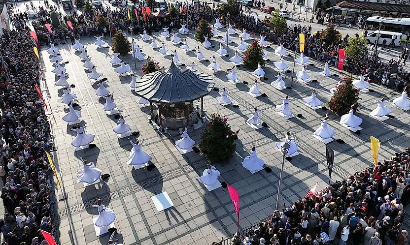 Konya'da Mistik Festival muhteşem başladı