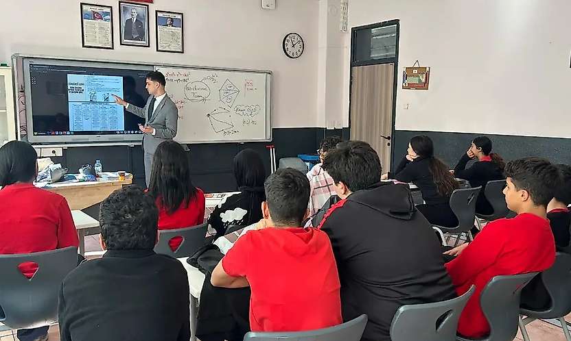 Konya'da öğrencilere sınav kaygısıyla baş etme eğitimi verildi
