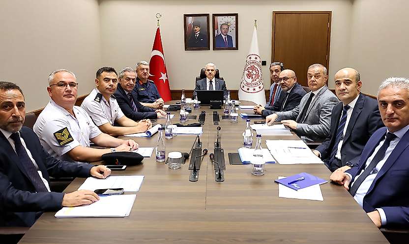 Konya'da okullar açılmadan kritik zirve: Güvenlik tedbirleri masaya yatırıldı