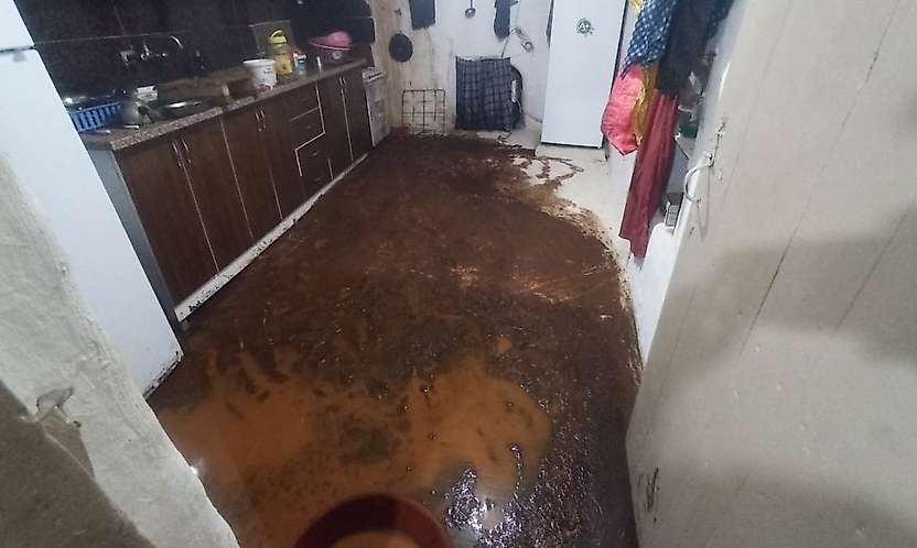 Konya'da sağanak ve dolu etkili oldu baskınlar yaşandı