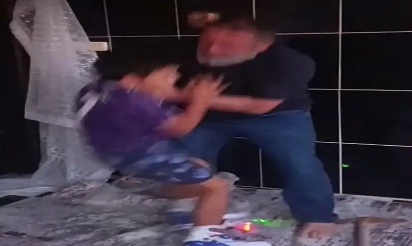 Konya'da şiddet: 'seni öldürürüm' diyerek çocuğu yere fırlattı!