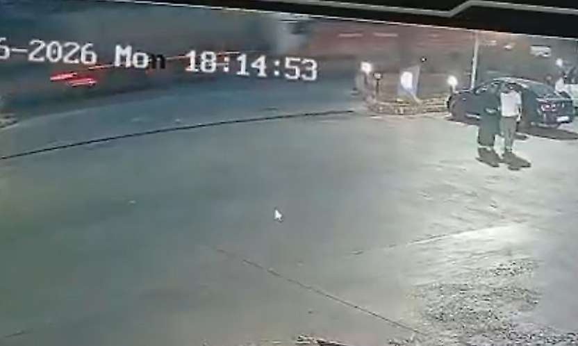 Konya'da tır traktöre çarptı! Tonlarca pancar yola saçıldı