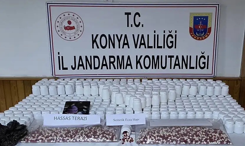 Konya'da uyuşturucu operasyonu: Binlerce hap ele geçirildi