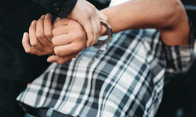 Konya'da zehir tacirlerine geçit yok! 2 zanlı tutuklandı