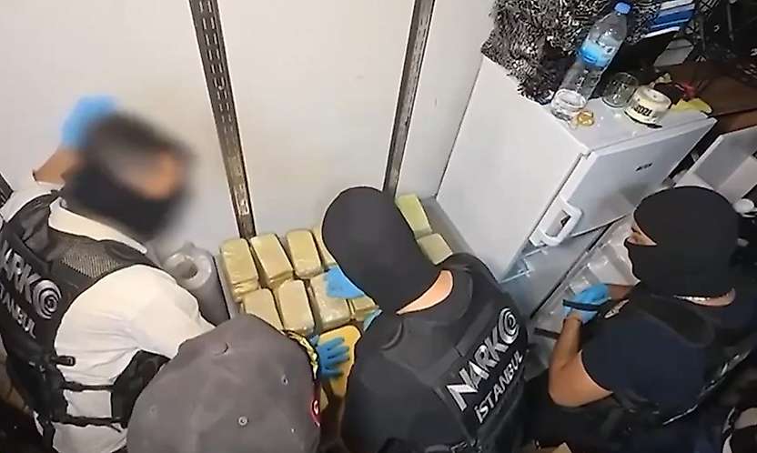 Konya dahil 71 ilde büyük operasyon! 4 milyon uyuşturucu hap ele geçirildi
