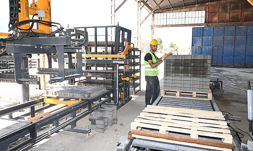 Konya'daki bu belediye 35 milyonluk yatırımla kendi parke taşını üretecek