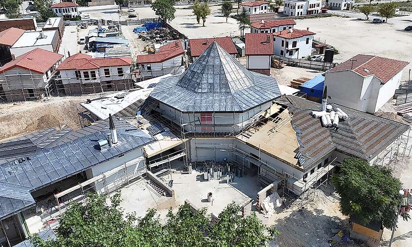Konya'daki simge yapının inşatında sona doğru