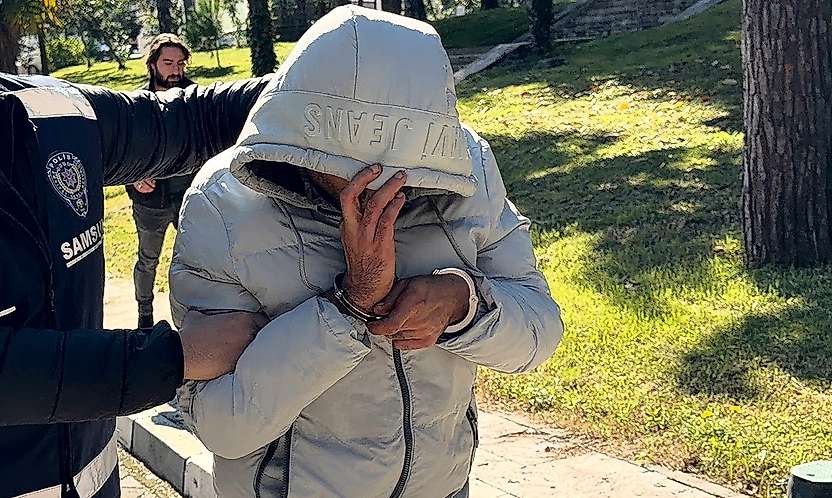 Konya'dan dönüp barıştığı eşini kıskançlık sebebiyle bıçakladı!