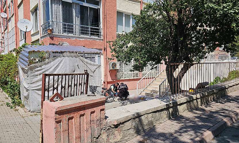 Konya'dan Kayseri'ye gitti, boşanma aşamasındaki eşini bıçakladı