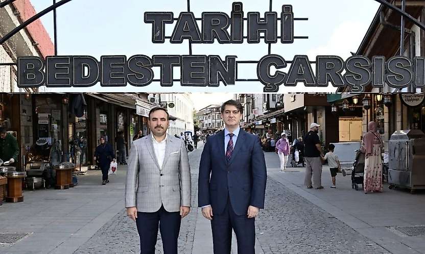 Konya Emniyet Müdürü Koç, esnafın yanında