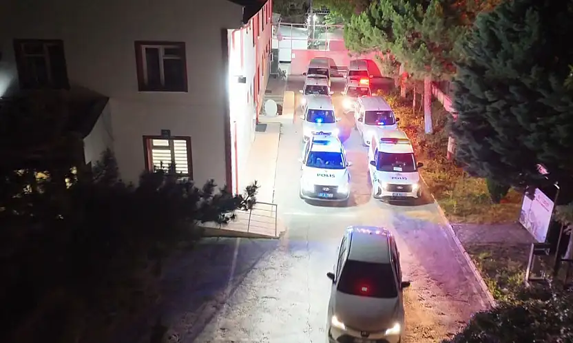 Konya merkezli göçmen kaçakçılığı operasyonuna darbe!