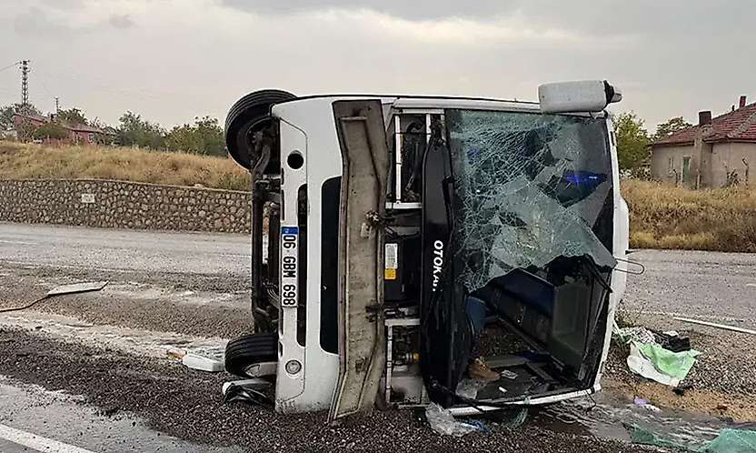 Konya yolunda can pazarı! İşçi servisi devrildi, çok sayıda yaralı var