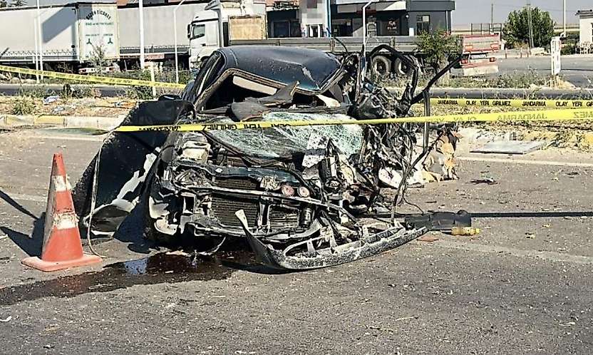 Konya yolunda feci kaza: 2 ölü, 2 ağır yaralı