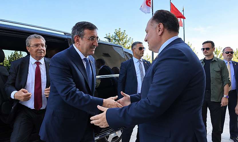 Konyalı vekil Orhan Erdem KKTC'deki kritik zirveye katıldı