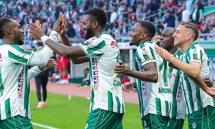 Konyaspor adını ilk 7'ye yazdırdı!