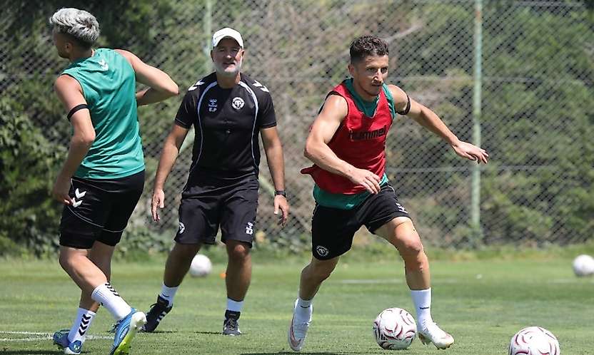 Konyaspor, Kocaeli maçının taktiğini denedi